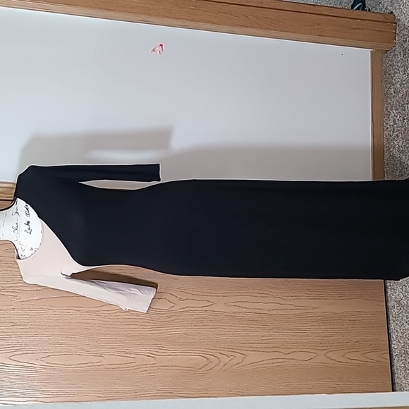 Calvin Klein Dresses & Skirts - NWOT Calvin Klein colorblock jersey knit bodycon classy maxi dress